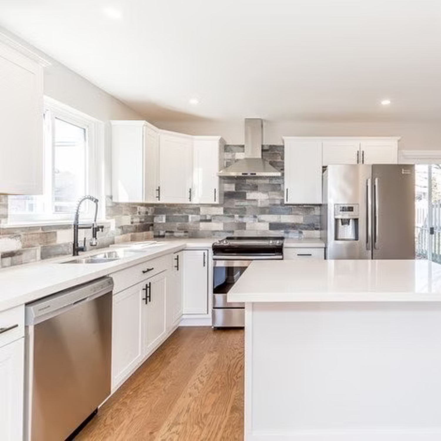 Full kitchen renovation on Jackson Crt. Done by Hanlon Homes